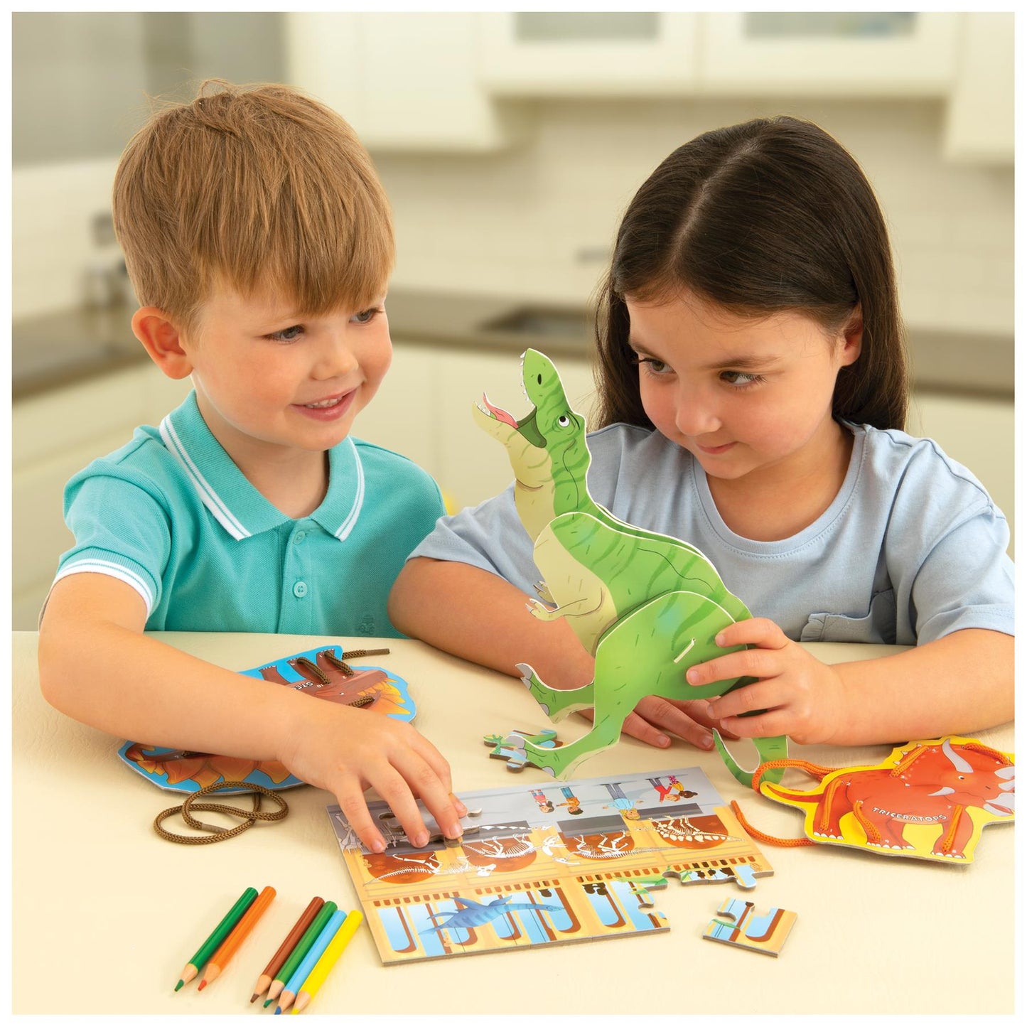 Natural History Museum Let's Learn Dinosaurs Activity Pack